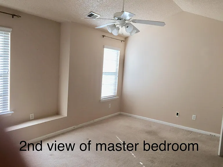 8783 Robinson Forest Dr — Photo 22