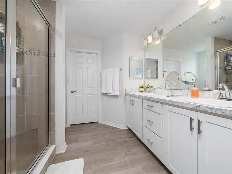 18 Polermo Ave — Photo 12