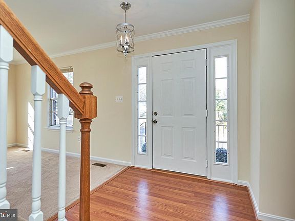 3rd image of 9649 Eaton Woods Pl