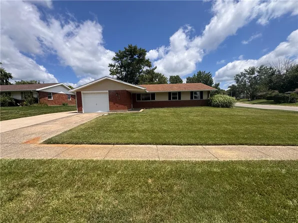 6900 Morley Ln, Dayton, OH 45424
