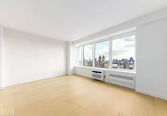 4th image of 175 W 87th St APT 17F