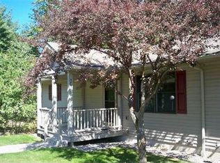 5754 W Brookwood Pl, Ludington, MI 49431