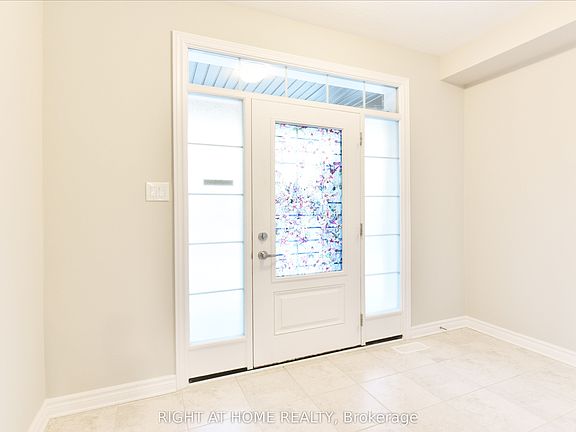 2nd image of 630 Eagle Crest Hts