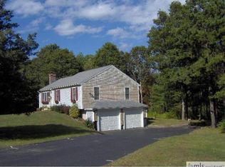 3 Susan Rd, Buzzards Bay, MA 02532