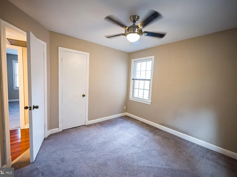 2805 Arlington Blvd — Photo 15