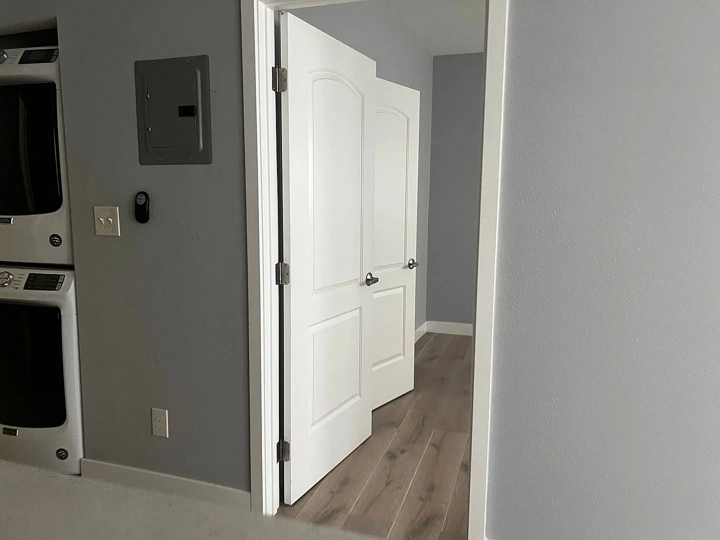 338 Cedar Avenue — Photo 4