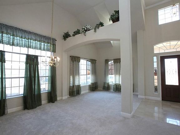 3rd image of 2601 Channel Isle Dr
