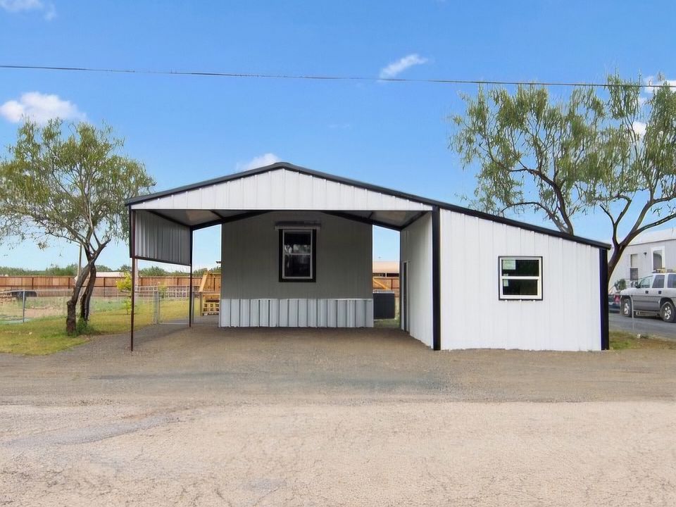 1st image of 1824 UVALDE ESTATES DR