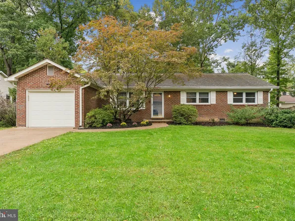 15721 Singletree Ln, Dumfries, VA 22025