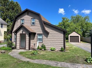 3 Pleasant St, North Chili, NY 14514