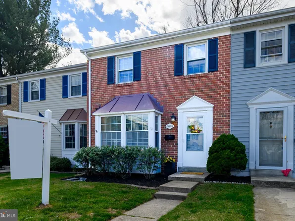 1810 Sharwood Pl, Crofton, MD 21114