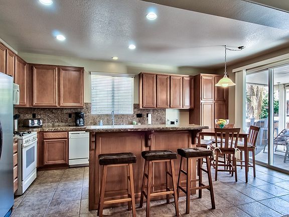 4th image of 3809 Bella Villagio Ave