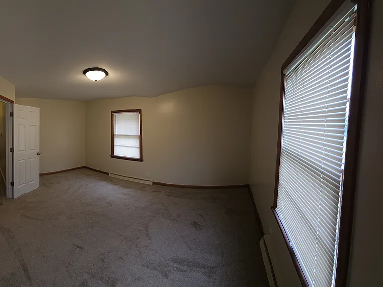 570 Wyandot Ave — Photo 8
