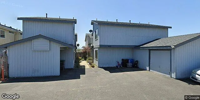 1875 19th St — Photo 5