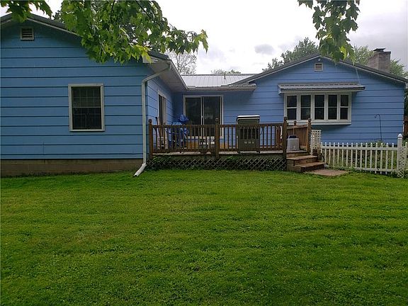 3rd image of 81 Frazier St