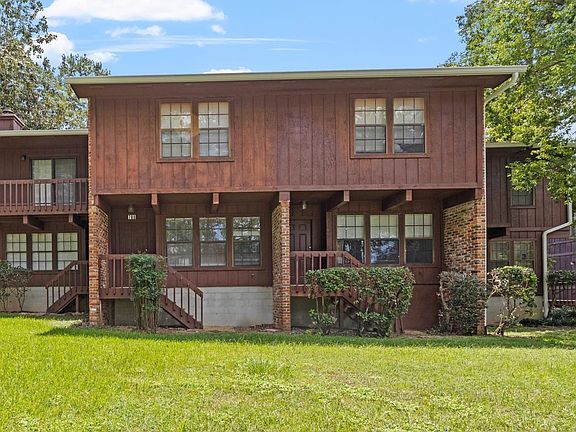 2nd image of 788 Timberway Ct