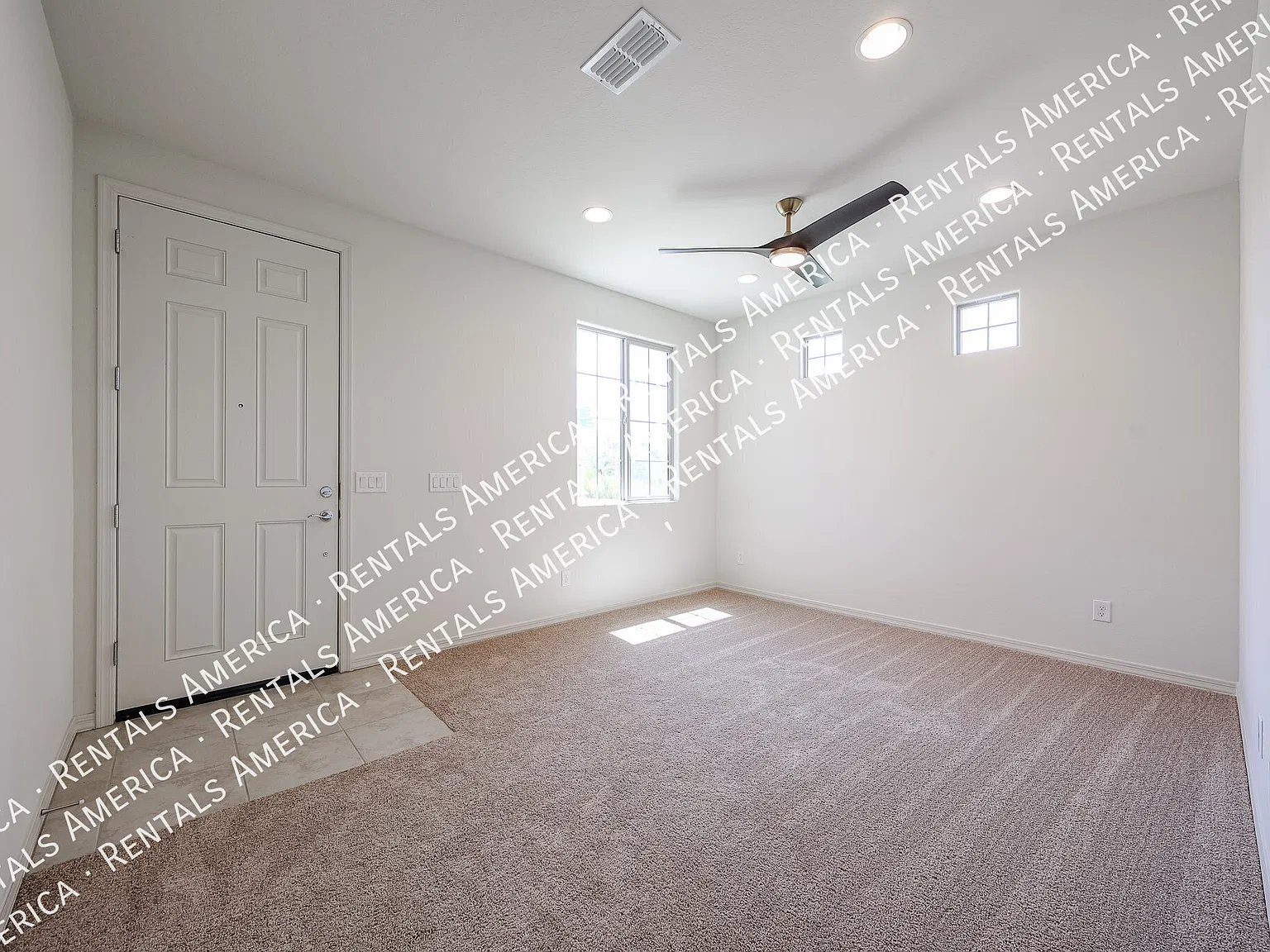 Stonehaven, 3-bedroom, 2 bath — Photo 4