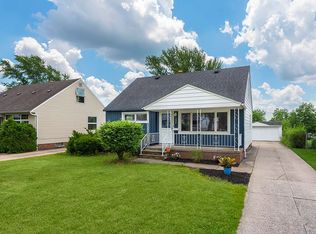 15904 Walvern Blvd, Maple Heights, OH 44137