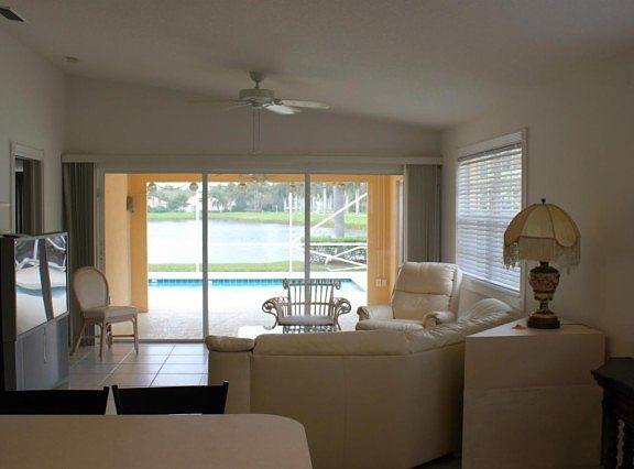 4th image of 857 Niemen Dr