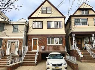 141 W 31st St, Bayonne, NJ 07002