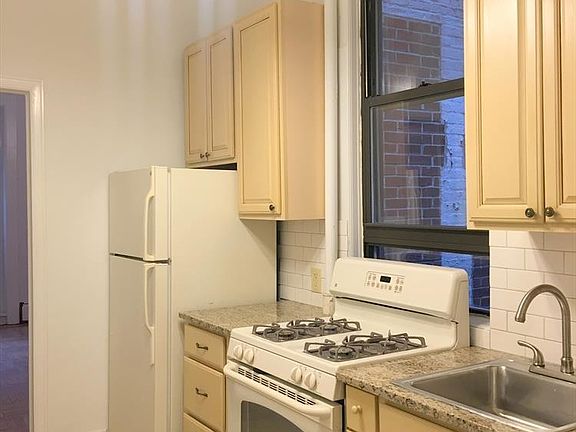 5th image of 451 W 43rd St APT 1W