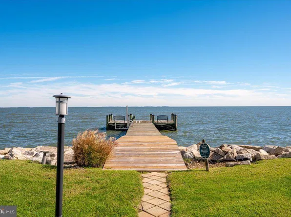 8348 Bay Crest Ct, Chesapeake Beach, MD 20732