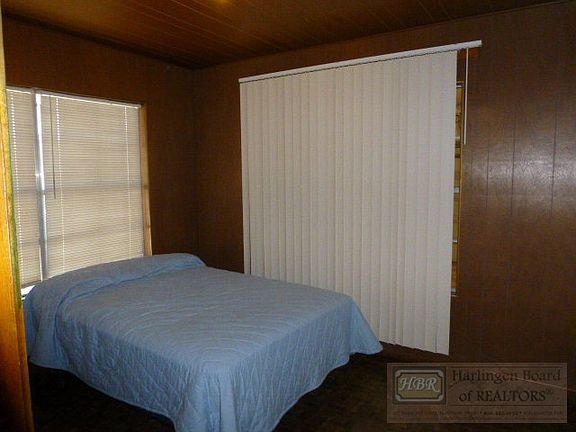 5th image of 2037 E 20th St