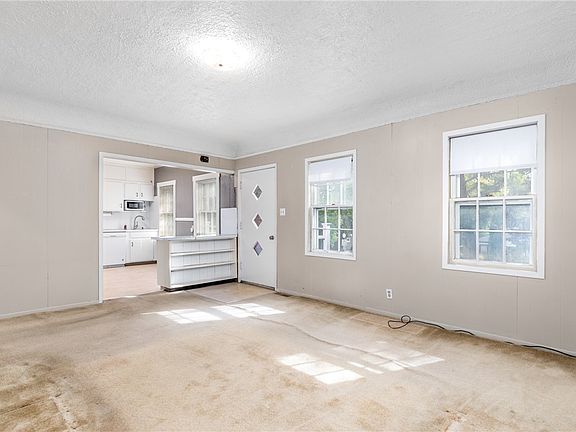 2nd image of 747 Lewis Ave