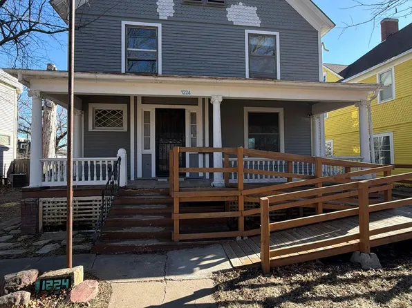 1224 SW Taylor St, Topeka, KS 66612