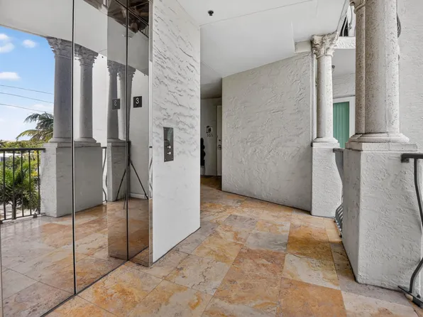 616 SE 20th Ave APT 302, Deerfield Beach, FL 33441