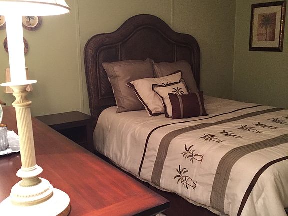 Newly furnished
