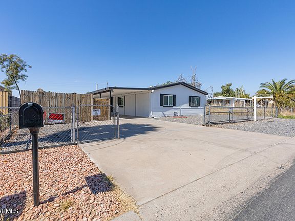 3rd image of 226 S 92nd Pl