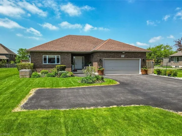 353 Station St, West Lincoln, ON L0R 2A0