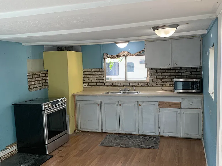 1120 S State St #27 — Photo 5