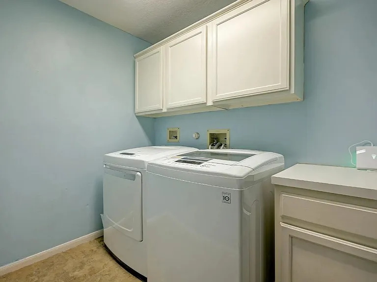 7807 Allegro Dr — Photo 33