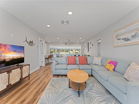 5th image of 6030 Estero BLVD