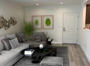 1545 S Fairfax Ave #201, Los Angeles, CA 90019