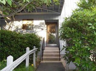 100 Hemlock Rd UNIT 6-3, Branford, CT 06405