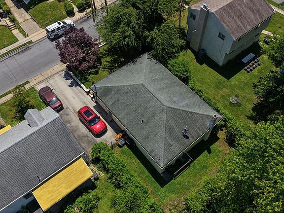5th image of 105 E Providence Rd