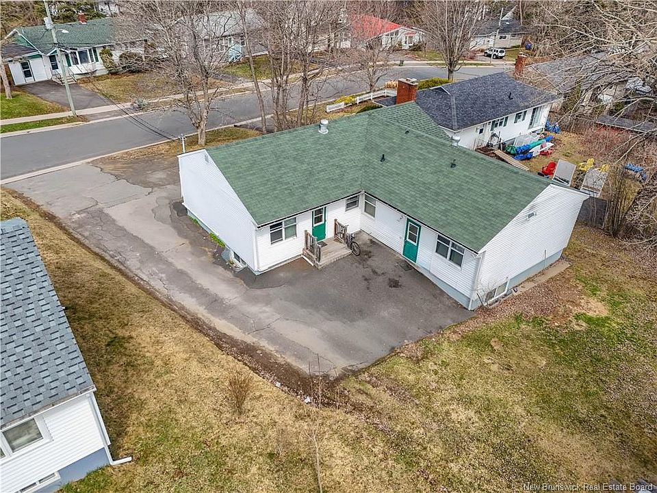 1st image of 774 Reid St