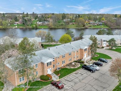 3333 Moores River Dr APT 406, Lansing, MI, 48911