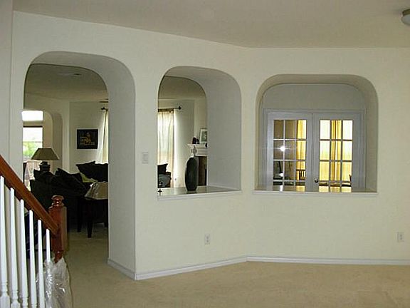 5th image of 609 Serenade Ln