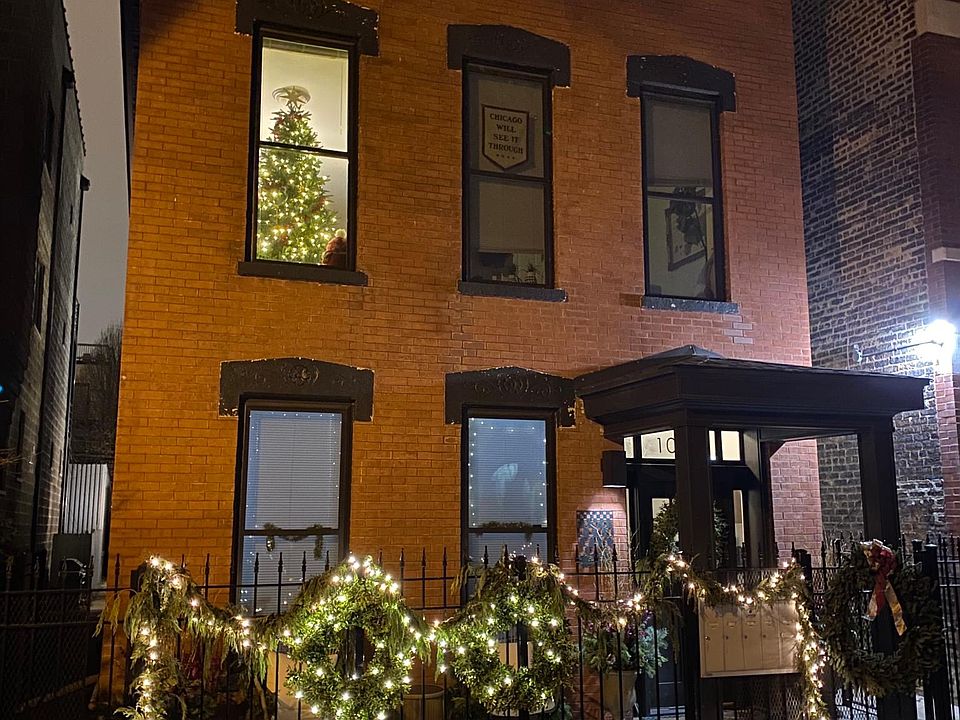 1st image of 1026 N Paulina St APT 2F