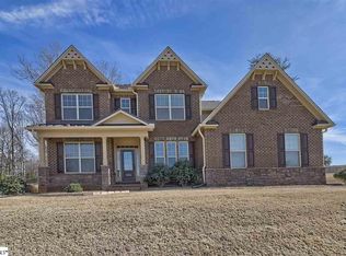 104 Chanbury Ct, Greer, SC 29650