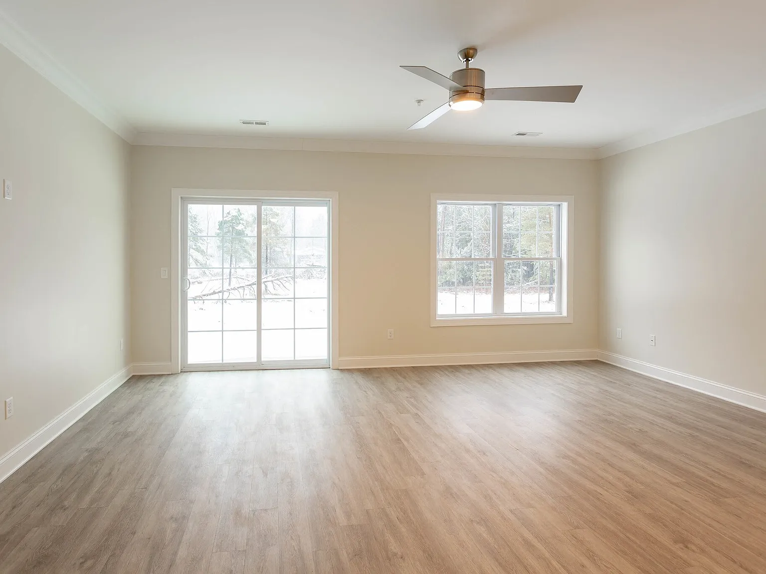 Forest Green Apartments — Photo 2