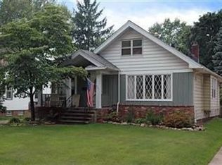 4240 W 211th St, Fairview Park, OH