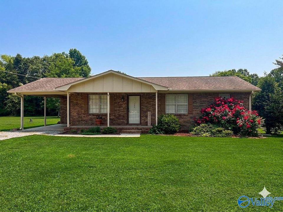 1st image of 138 Lynn Dr