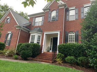 7141 Three Wood Dr, Matthews, NC 28104