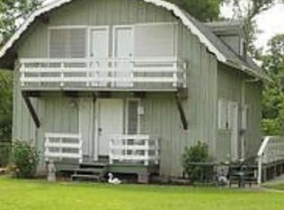 516 Creekside Dr, Holiday Lakes, TX 77515