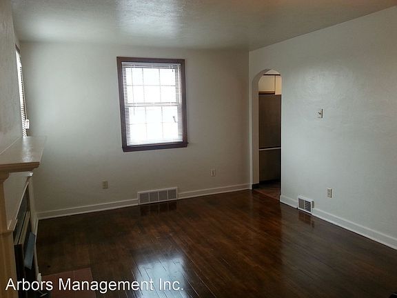 2nd image of 2656 Winchester Dr #2656